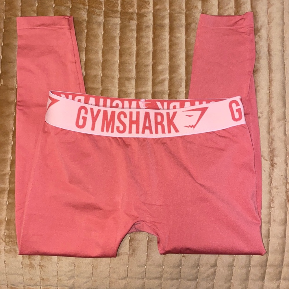 GYMSHARK FIT cropped leggings